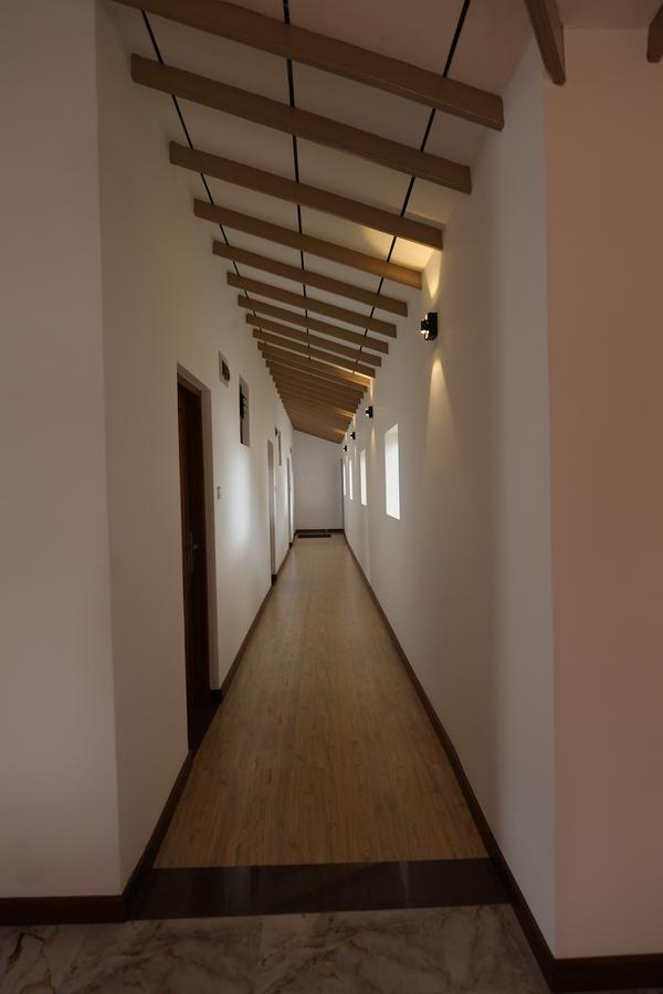 Seasons Hotel Kurunegala Luaran gambar