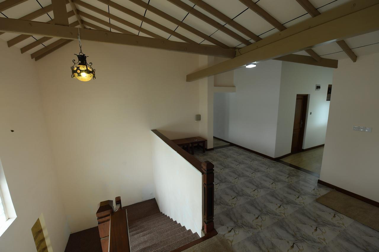 Seasons Hotel Kurunegala Luaran gambar
